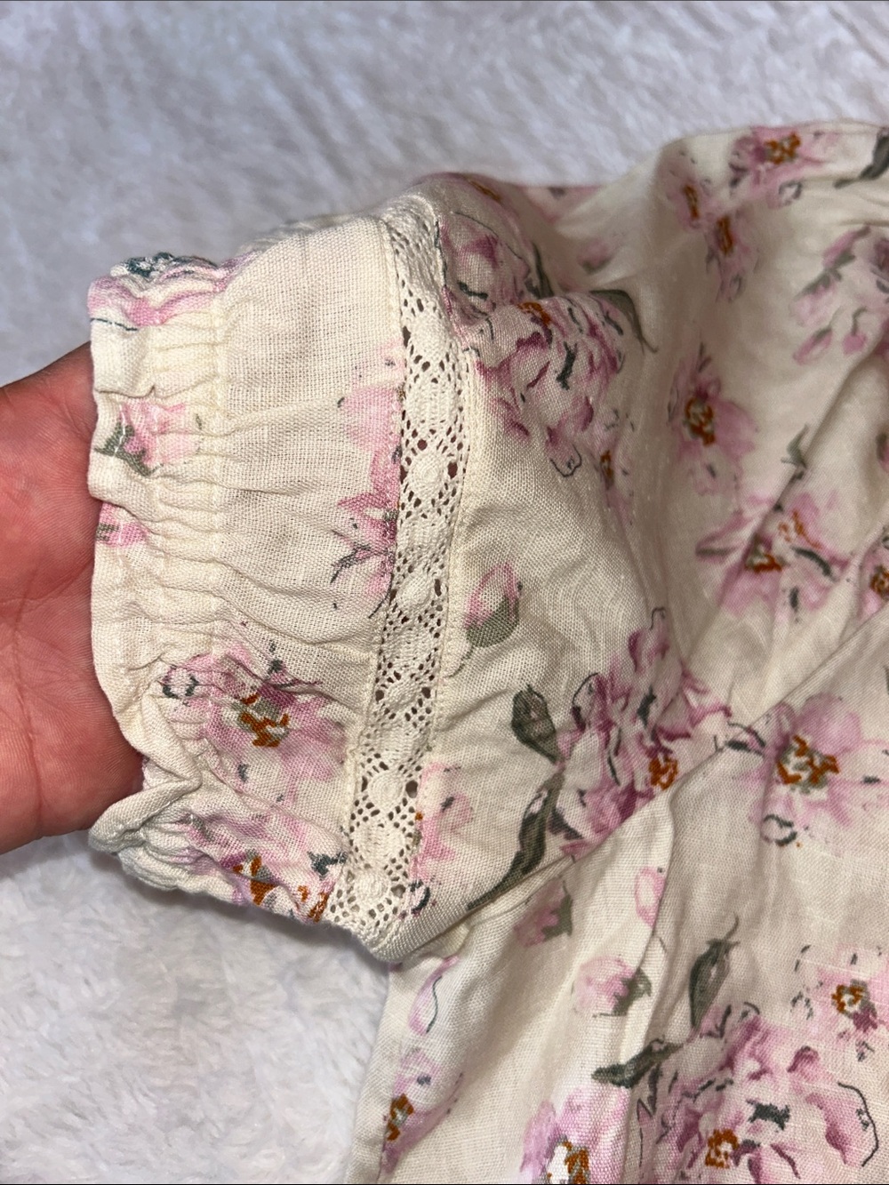 Lucky Brand Cream Floral Off-Shoulder Blossom Crop Top - Picture 8 of 12